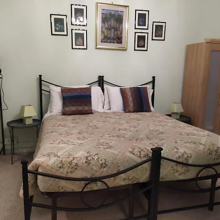 Capoccia Bed & Breakfast 4*